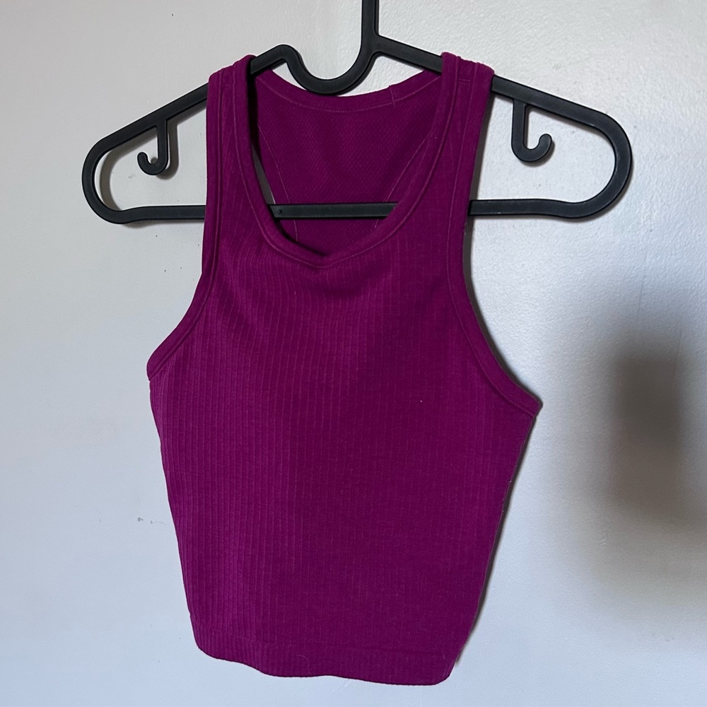 MAGENTA PURPLE Lululemon — Ebb to Street Cropped Racerback Tank Top